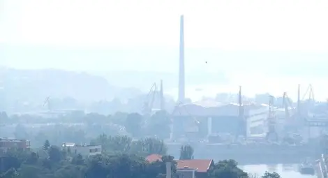 Русенци отново дишаха въздух  с прах два пъти над нормата