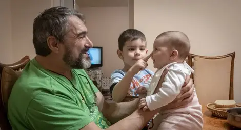 Доайенът сред солистите влиза в операта след конкурс в три части