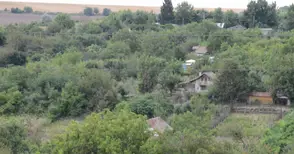 Бездомник от Шуменско си избрал за бърлога вила на 9-ти километър