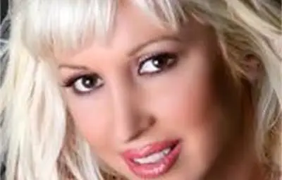 Българска порно звезда била начело на разбитата мрежа за кредитни карти