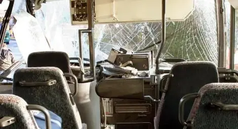 Поляците в катастрофиралия автобус извадили луд късмет