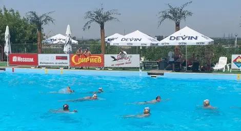 Германският "Юрдинген"&nbsp;спечели международния турнир по водна топка за ветерани &bdquo;Иво Петров&ldquo; в Русе /галерия/