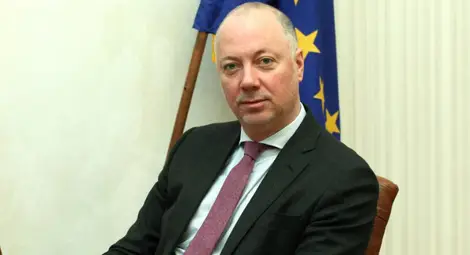 Арбитражът в Париж осъди България да плати 24.5 млн. лв. заради Дунав мост 2