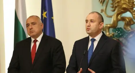 За пръв път: Борисов и Радев с еднакво доверие