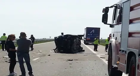 Загинаха двама гранични полицаи, петима са ранени при катастрофа на АМ "Тракия"