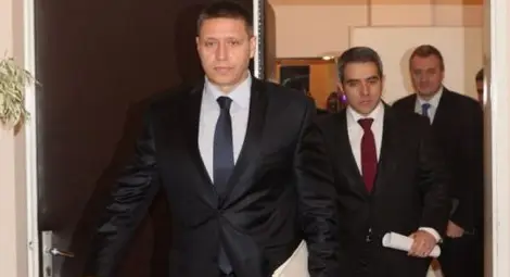 "168 часа": Бодигард №1 изгонен заради теч на информация