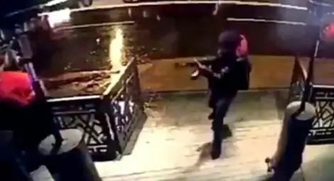 Истанбулският атентатор все още е на свобода Истанбулският атентатор все още е на свобода