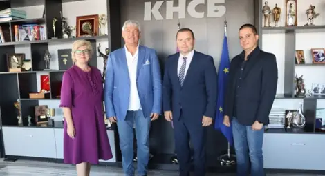 Заплатите в обществения транспорт растат с 10% следващите три години