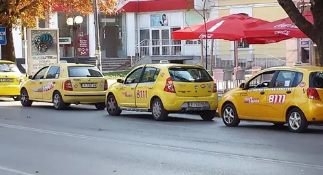 Община Русе предлага облекчение за годишния данък за таксиметровия бранш