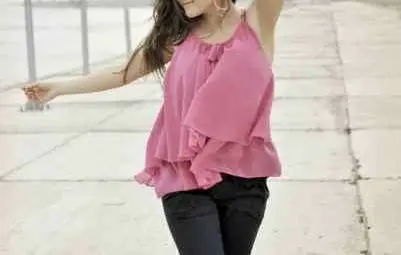 Дизайнерски фотоси събират пари за деца в неравностойно положение Дизайнерски фотоси събират пари за деца в неравностойно положение