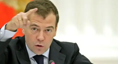 Дмитрий Медведев обяви търговска война на Турция