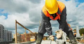 Производителността  на труда забавя ръст