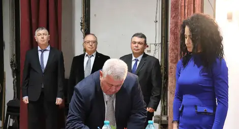 Новата местна власт в Ценово положи клетва и встъпи в длъжност Новата местна власт в Ценово положи клетва и встъпи в длъжност