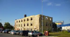 Събарят бившата фабрика пред „Кауфланд“ и „Практикер“