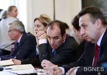 Комисия: БНБ да спасява банки с отрицателен капитал