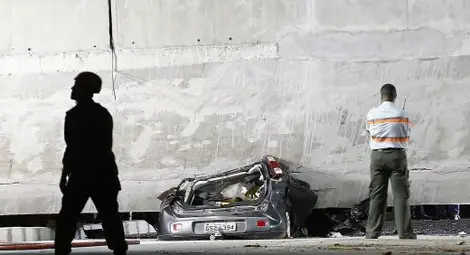 Мост се срути в Бразилия, двама загинаха