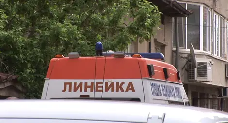 Младеж опита да запали приятелката си, задържаха го