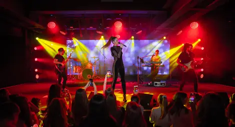 Михаела Филева с концерти на открито във Велико Търново, Русе и Варна