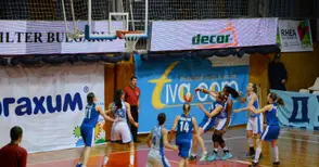 „Дунав 8806“ ще спори с  „Хасково“ за място на финала