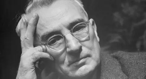 10 незабравими съвета от психолога Дейл Карнеги