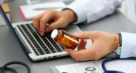 Край на хартиените направления. Документът вече стига до лекаря преди пациента Край на хартиените направления. Документът вече стига до лекаря преди пациента