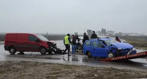 Поредна катастрофа запуши за час кръстовището до &bdquo;Джъмбо&ldquo;