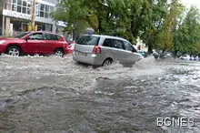 Жълт код за силни валежи в Русе и още шест области Жълт код за силни валежи в Русе и още шест области