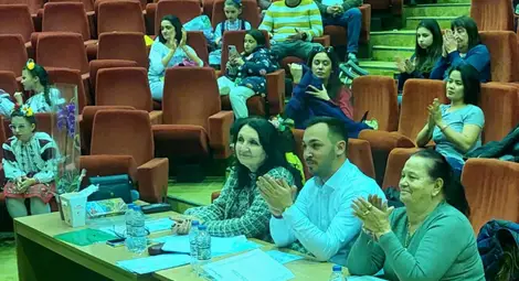 Рекорден брой гайдари участват в Националния фолклорен конкурс &bdquo;Дунавски славеи&ldquo;, 4-годишната Яница от Търговище е най-малкият изпълнител