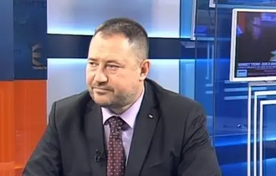 Уволниха шефа на агенцията за българите в чужбина Петър Харалампиев Уволниха шефа на агенцията за българите в чужбина Петър Харалампиев