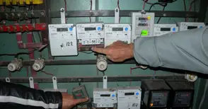 Пенсионер си лепна петно в биографията за кражба на ток