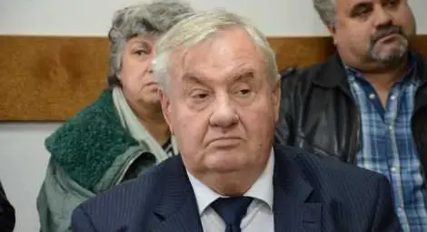 Кметът на Ветово иска спиране на  процедурата за финансово оздравяване