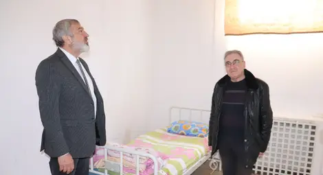 7 лекари трябва да се грижат за близо 200 пациенти в психиатричната болница в Бяла, 80 легла закрити заради липса на персонал