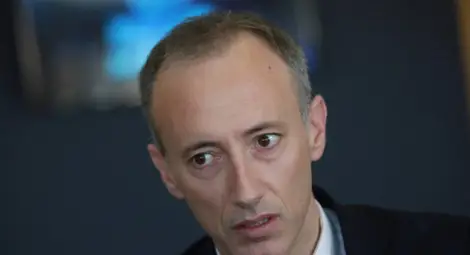 Красимир Вълчев: Електронното обучение ще се прилага само при извънредни обстоятелства Красимир Вълчев: Електронното обучение ще се прилага само при извънредни обстоятелства