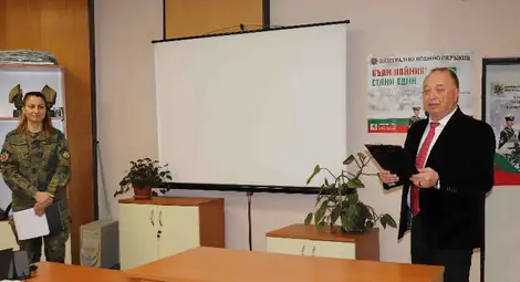 Единайсетокласникът от МГ „Баба Тонка“ Георги Иванов стана първи на регионалното ниво в Националния исторически конкурс „Наследник съм на ...“ Единайсетокласникът от МГ „Баба Тонка“ Георги Иванов стана първи на регионалното ниво в Националния исторически конкурс „Наследник съм на ...“