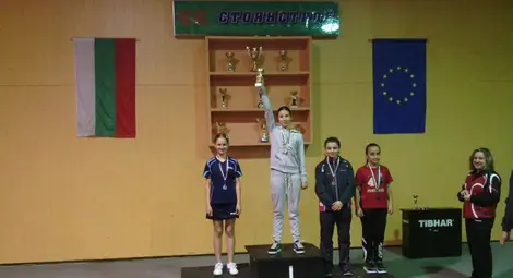 Двемогилският тенис със сребро и бронз от &bdquo;Млад олимпиец&ldquo;