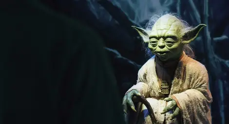 Сменят учебници в Саудитска Арабия заради снимка на краля с Йода