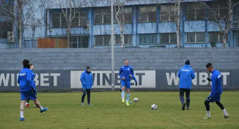 ФК &bdquo;Дунав&ldquo; се раздели с още двама, дава шанс на юноши