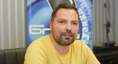 Даниел Стефанов: Нито машините правят изборите честни, нито липсата им ги прави фалшиви