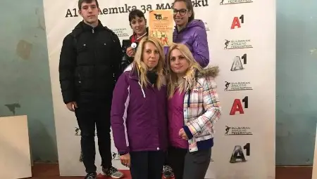 Атлетите на „Русе Кар“ със злато и сребро Атлетите на „Русе Кар“ със злато и сребро
