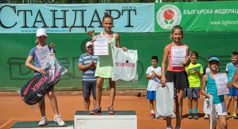 Тенисистка на &bdquo;Русе&ldquo; с бронз на &bdquo;Мастърс&ldquo;