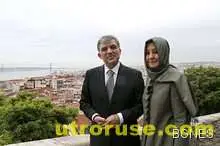 Абдула Гюл утвърди закон, ограничаващ ролята на армията в Турция