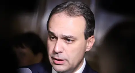 Министърът на отбраната Драгомир Заков Министърът на отбраната Драгомир Заков