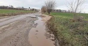 Европейски пътища през ниви! И 10 кмета да се сменят, промяна няма