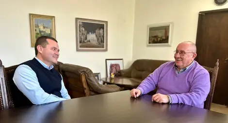 Кметът на Русе отличи Димитър Туджаров &ndash; Шкумбата с почетен плакет за неговия личен и сценичен юбилей