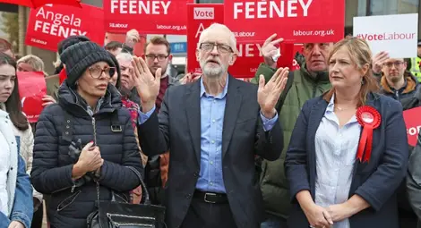 Британската опозиция реши да одобри предсрочните избори Британската опозиция реши да одобри предсрочните избори