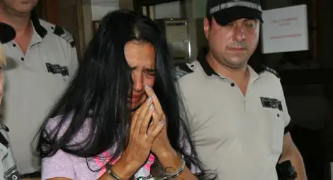 Анита Мейзер, осъдена за убийството на съпруга си, остава за постоянно в ареста