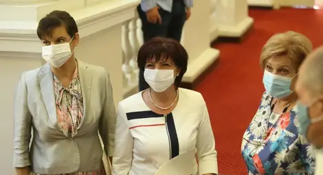 ГЕРБ и ВМРО дадоха старт на разговорите за нова Конституция