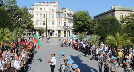 С благодарствен молебен честваме 112-ата годишнина на Независимостта С благодарствен молебен честваме 112-ата годишнина на Независимостта