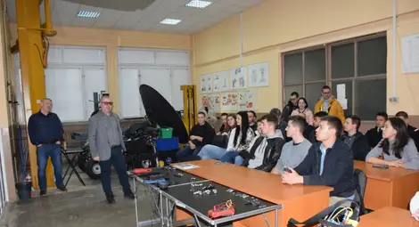 В Русенския университет се проведе обучение по съвременни автомобилни системи по програма Еразъм+