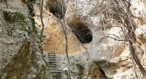 Пещерняци откриха обителта на патриарх Йоаким I в Ивановските скални църкви